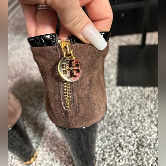Tory Burch Black and Brown Heeled Boots - Picture 9 of 16